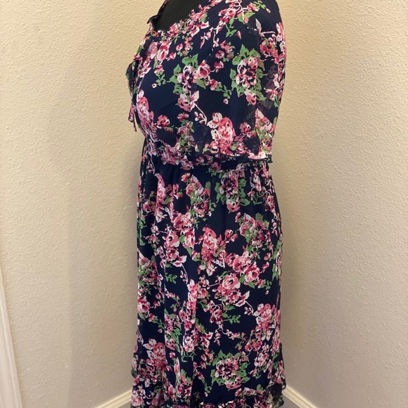 2 FOR $20 Romantic Garden Floral Dress Czech Republic Brand - Picture 3 of 6